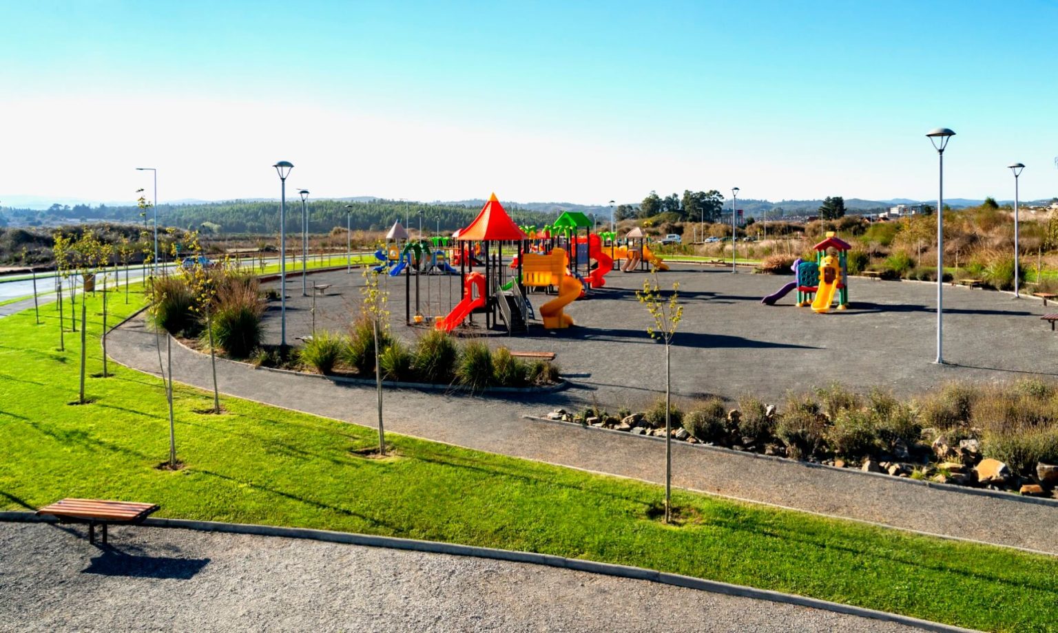 Un gran parque
para tus hijos
Juegos infantiles, plazas interiores, ciclovías y la tranquilidad de un sector consolidado.
